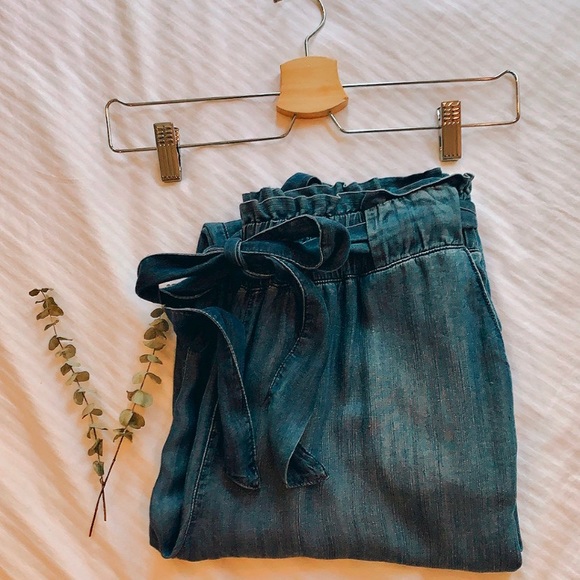 • SOLD • High Waisted Pants • - Picture 2 of 12